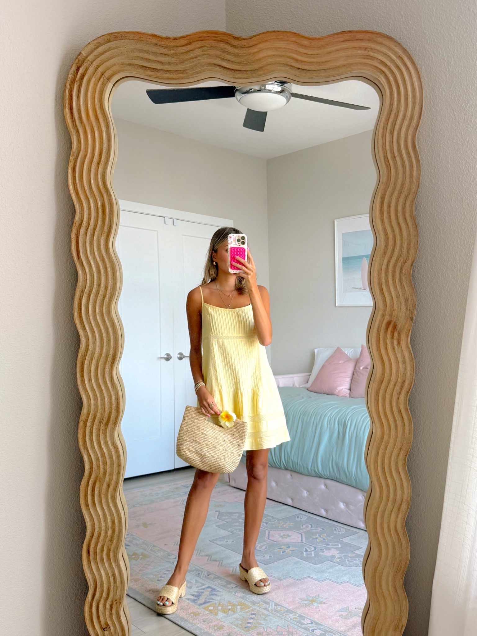 the cutest spring outfit of the day! dress is apart of the Abercrombie sale! stack AFLTK 💛