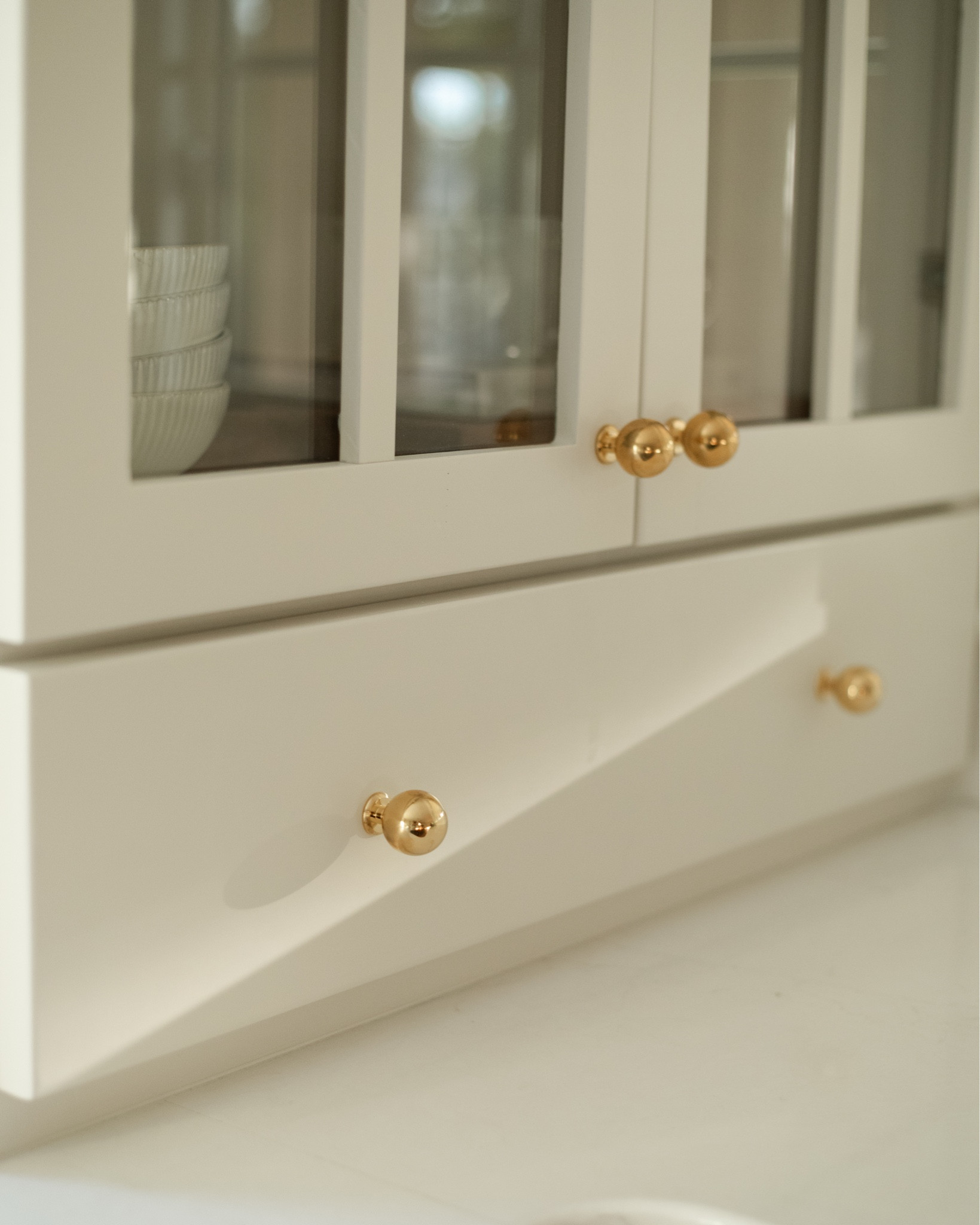 September 2025 best seller 

Round knobs are temporarily out of stock, but have been linked for when they become available again! 

#LTKHome