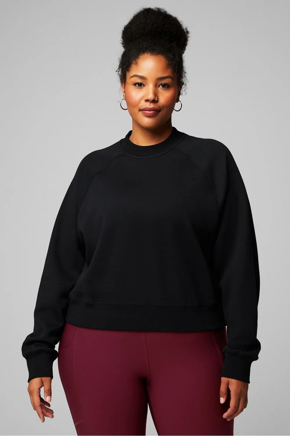 Cozy Fleece Raglan Sweatshirt | Fabletics - North America