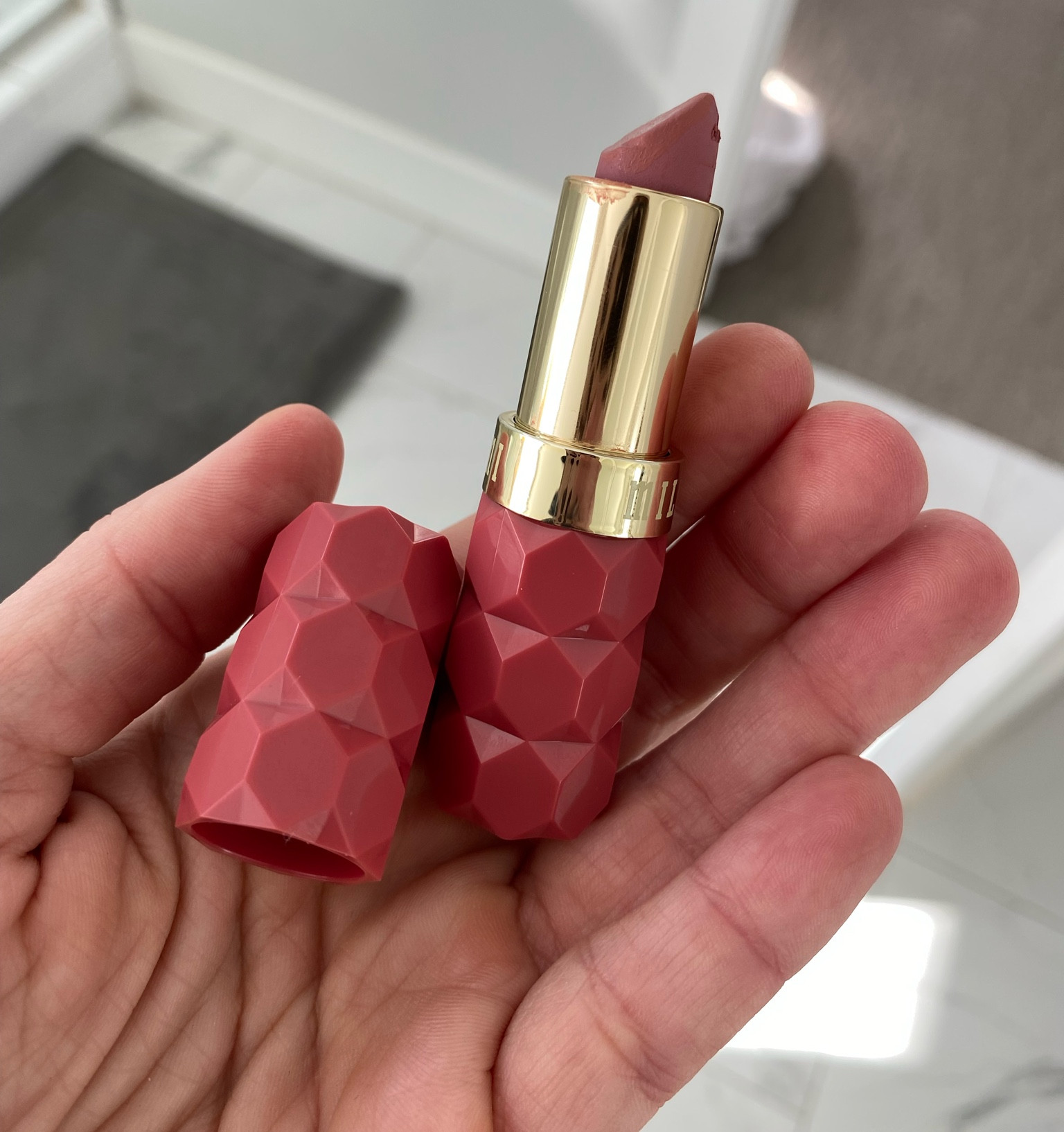 The creamiest lipstick I’ve ever tried! #ad It goes on like butter and the colors are on point! 
It’s part of the @walmart “Glow Up” beauty event with so many fun beauty finds on markdown! Plus lots of new products to try to!
Shop my faves here!
#walmart