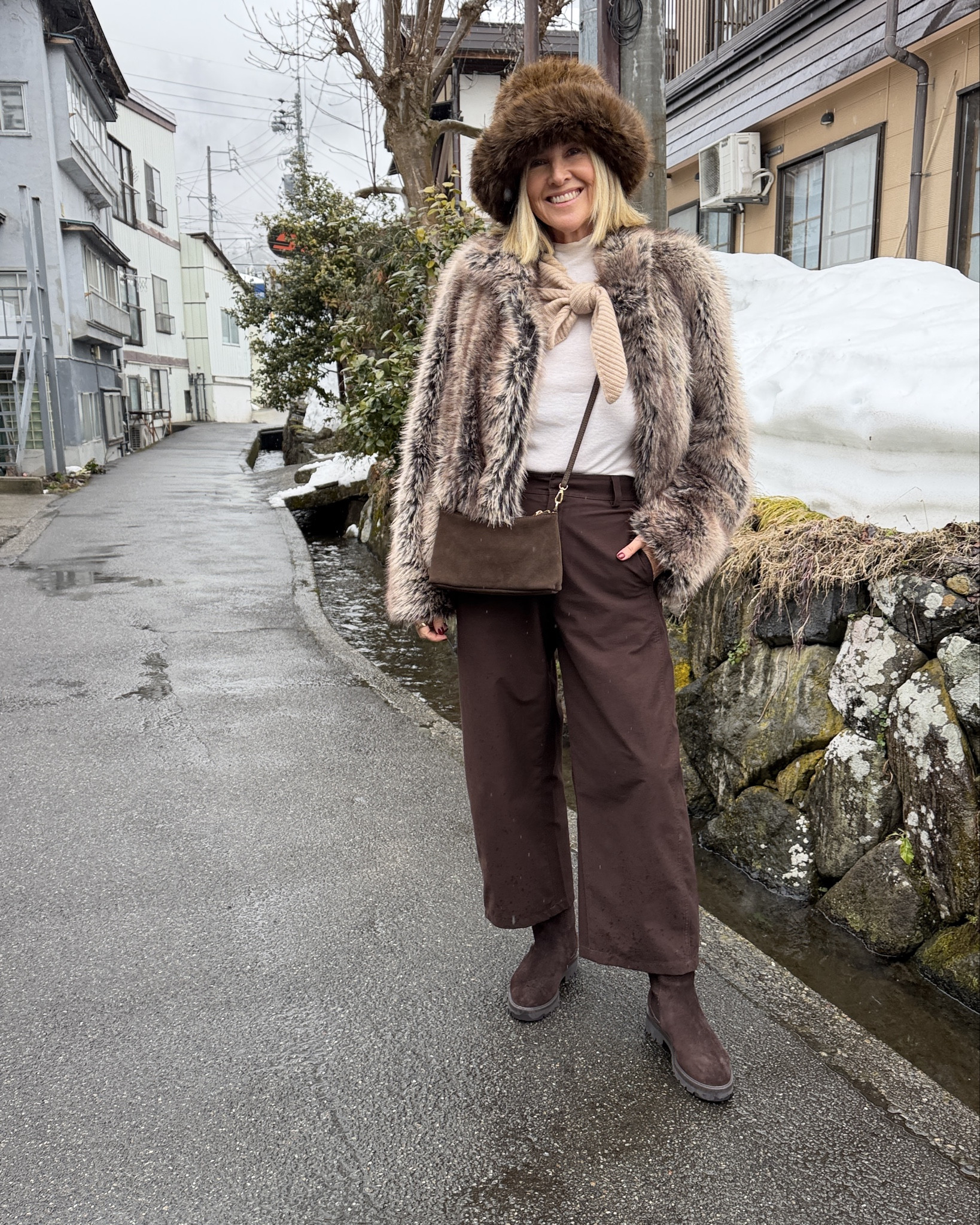 Wearing:
size L in pants 
size XL in top

Mint Velvet fur Jacket is sold out 
Boots are coming soon to FRANKIE4
Hat Lack of Colour 


#LTKaustralia #LTKtravel #LTKover50style