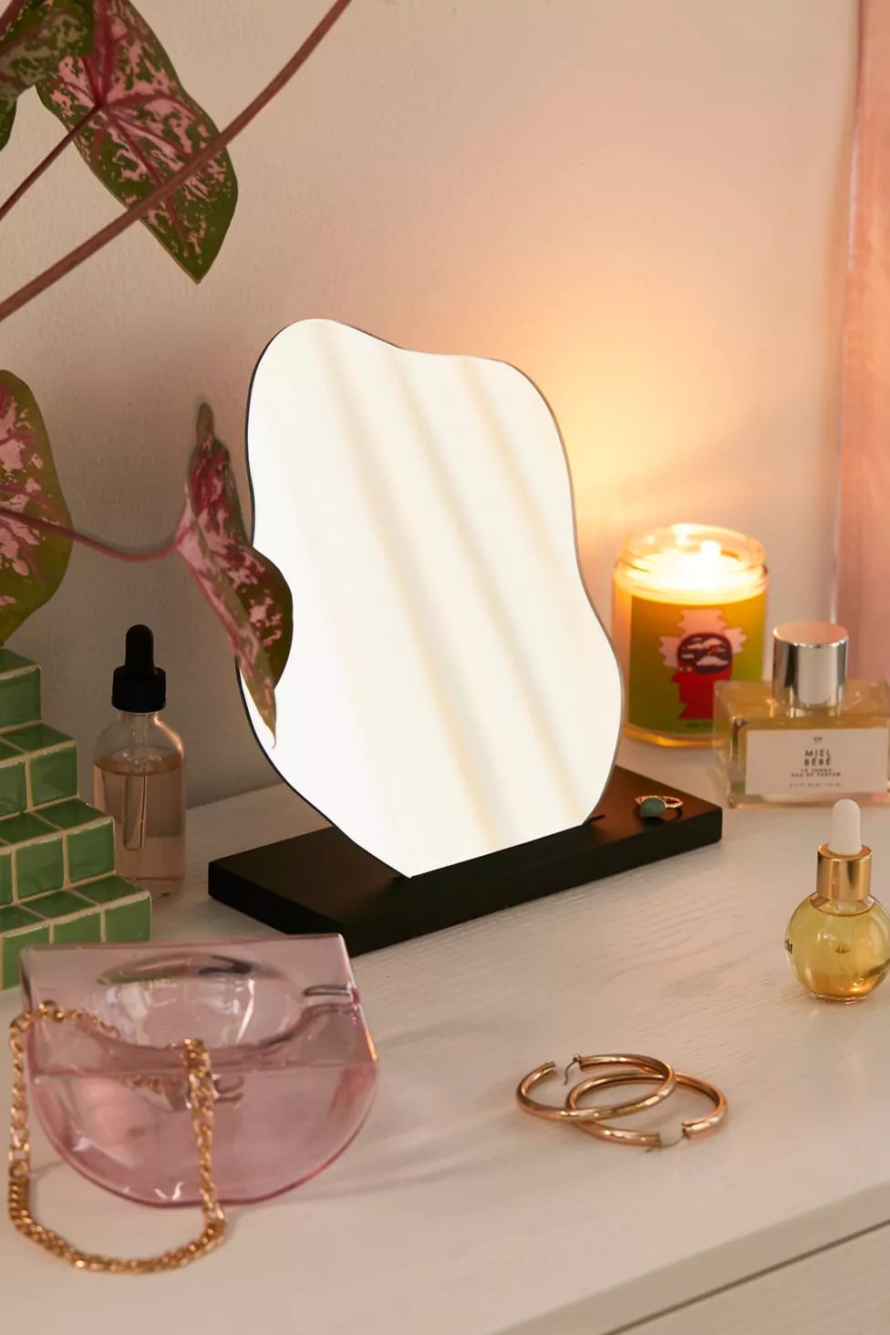 Blob Tabletop Mirror | Urban Outfitters (US and RoW)