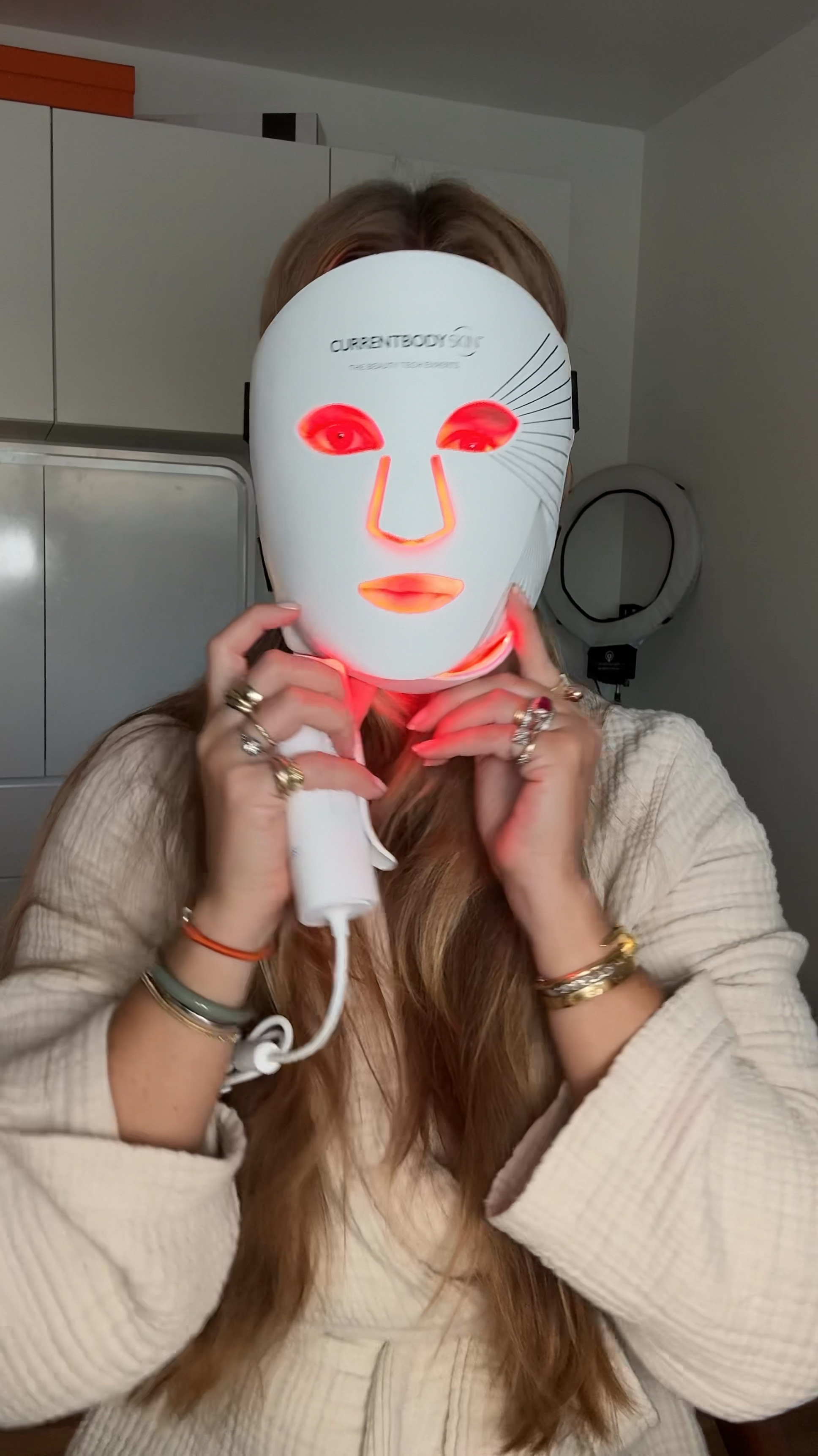 Self care at its finest. Just 10 minutes a day (and this one is so comfortable, btw) and my skin is smoother, brighter and firmer. Red light, when done well and with consistency, really works  Use RACHELANISE for 10% off ⚡️🚨💋

#LTKOver40 #LTKBeauty #LTKStyleTip