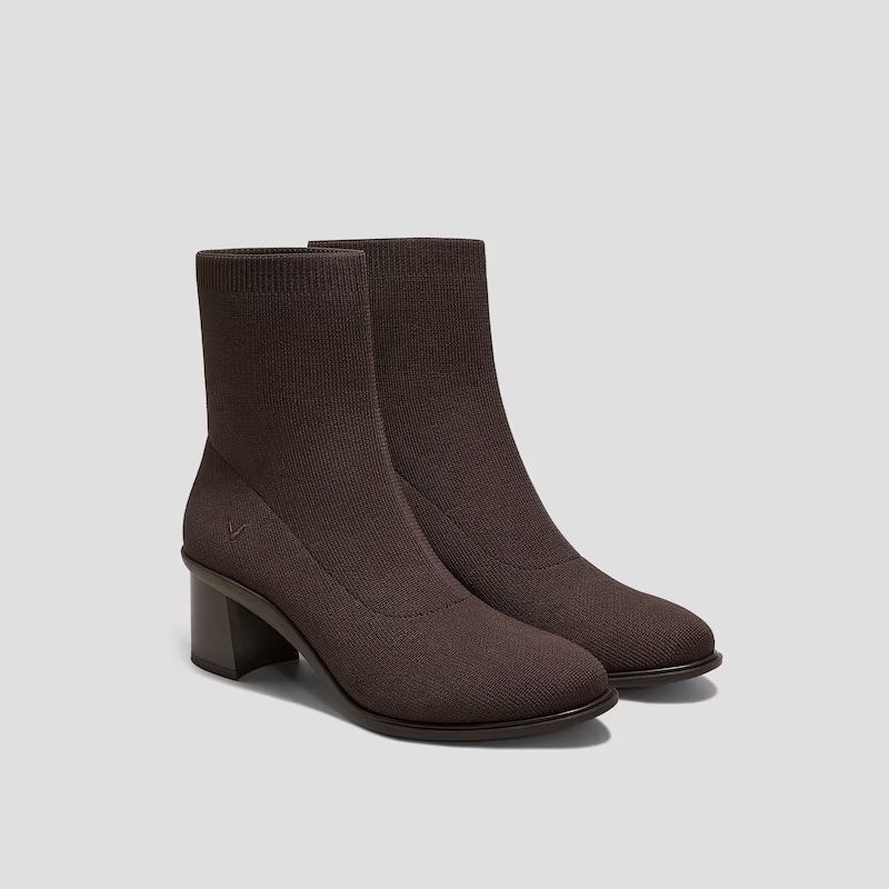 Almond-Toe Running Heel Boots (Amanda) | VIVAIA