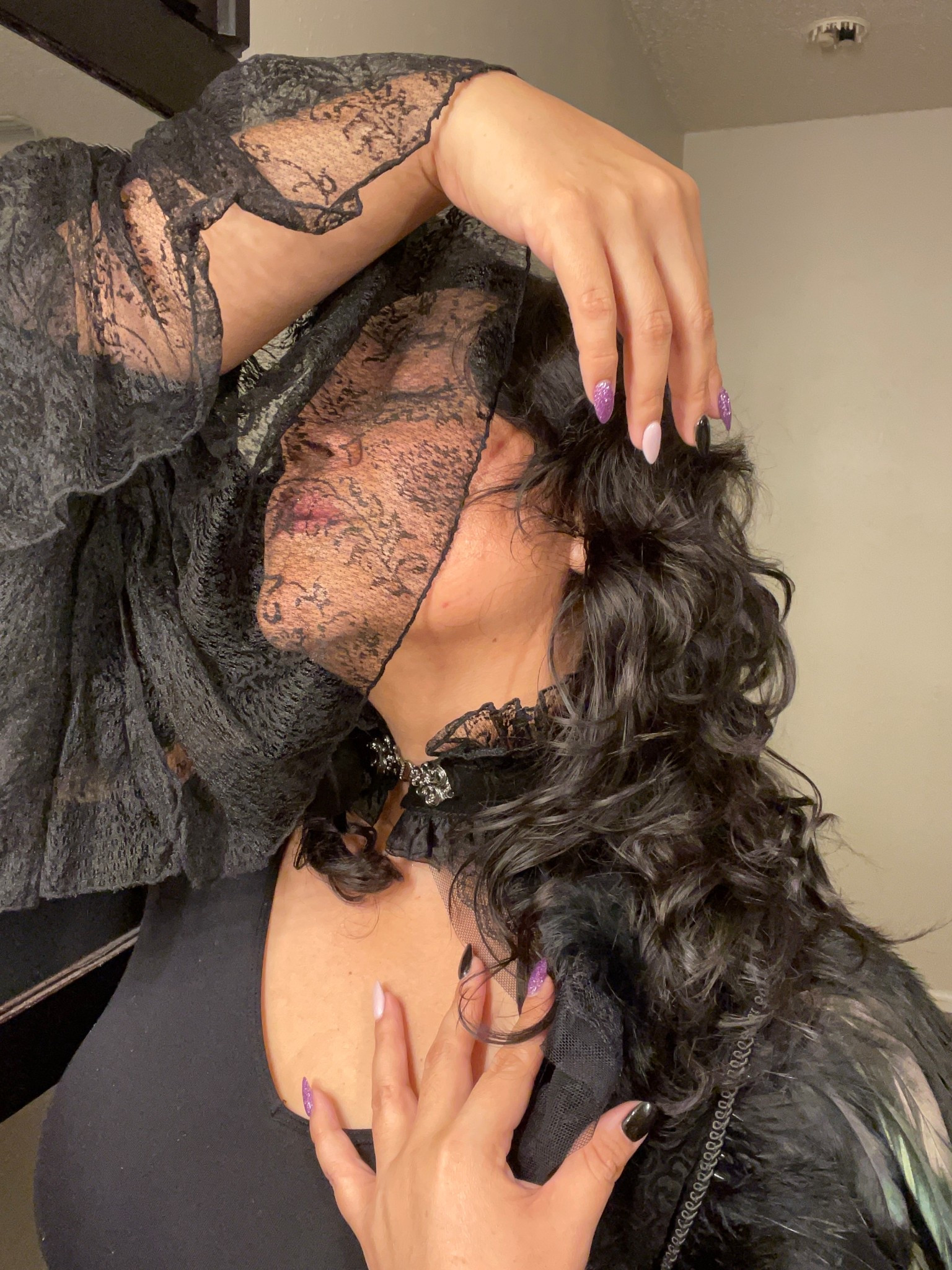 Halloween inspo

 Velvet and feather bolo with clasp at neck for any dark look costume. 

Corset adjustable from the back.


#LTKHalloween #LTKStyleTip #LTKPetite