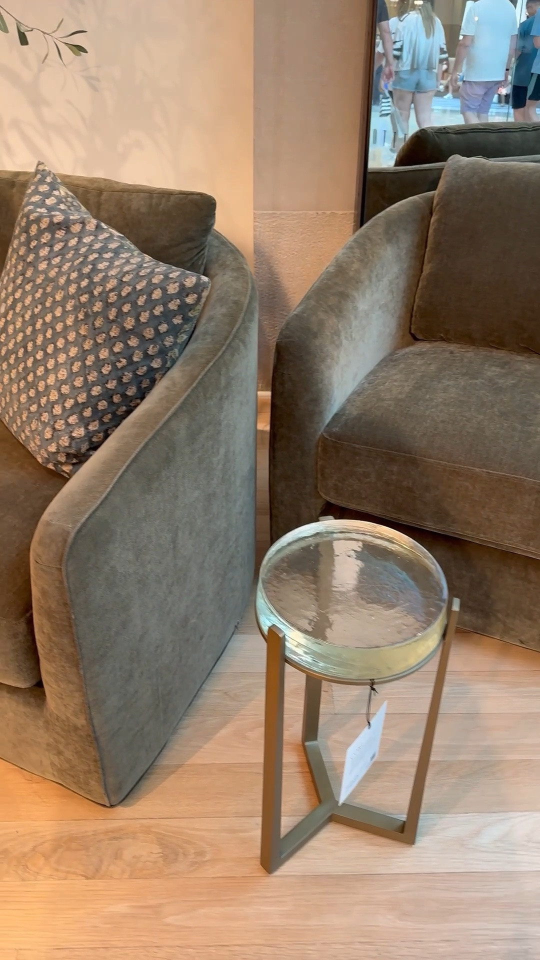 Swivel chair and the cutest accent table.  Home decor, living room decor

#LTKHome #LTKdayinmylife #LTKstorytime