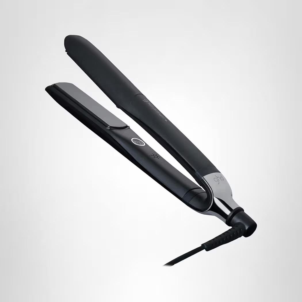 ghd Platinum+ Styler ― 1" Flat Iron Hair Straightener, Professional Ceramic Hair Styling Tool f... | Amazon (US)