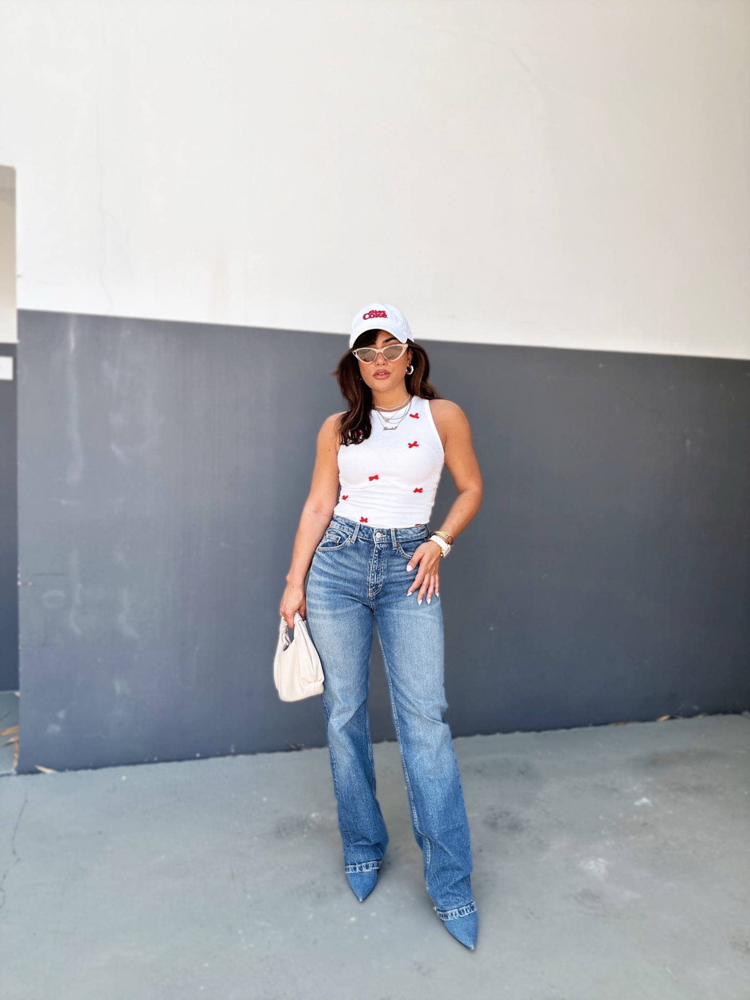 ❤️🤍❤️🤍 OOTD

Zara, target style, Zara jeans, date night outfits, petite, affordable style, spring outfits, jeans outfits, dolce vita, white tank, concert outfit. #LTKSpringSale 

#LTKStyleTip #LTKPetite