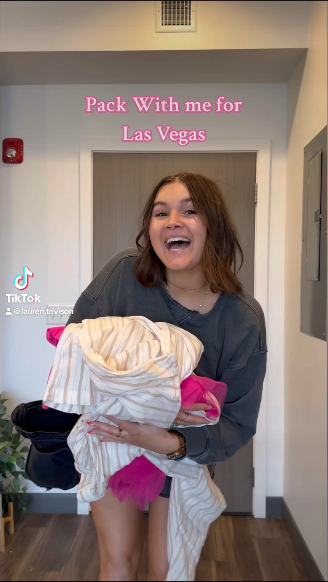 Pack with me to Las Vegas! Featuring the cutest travel outfits that are midsize approved. 

I wear M on top and L or size 12 on bottom with size 9 shoes

#LTKVideo #LTKmidsize #LTKtravel
