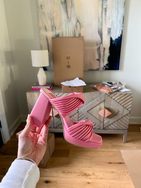 Nordstrom Anniversary Sale 💕 these are extra cushioned and I love the twist texture details a squared toe and chunky heel with a platform is shoe goals for me. Tagging my other favorite pink shoes and accessories that are still on sale! 


Pink heels, Barbie inspo, luggage, sunglasses, handbag, Nordstrom sale 

#LTKshoecrush #LTKxNSale
