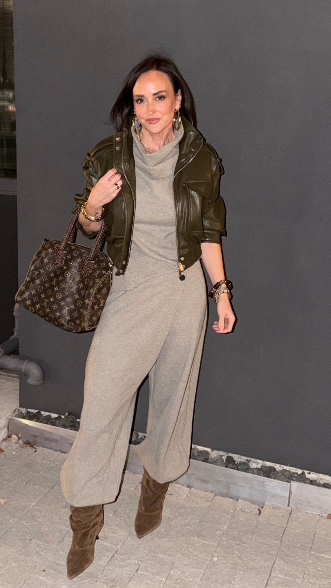 M top and bottom in this Zara coordinating set, sized up for a little looser fit. 
Vintage Bogo Bag not link able but code LoriS to save 

#LTKOver40 #LTKgrwm #LTKHome