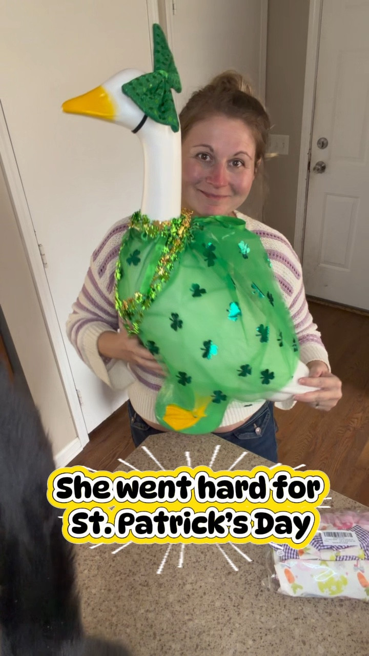 Switching from St. Patrick’s Day to Easter over here 🍀➡️🐰
Goosephina is officially in her Easter era and honestly… same 💐✨
Sharing some of my favorite seasonal decor pieces 🤍

#LTKSeasonal #LTKstorytime #LTKvlog