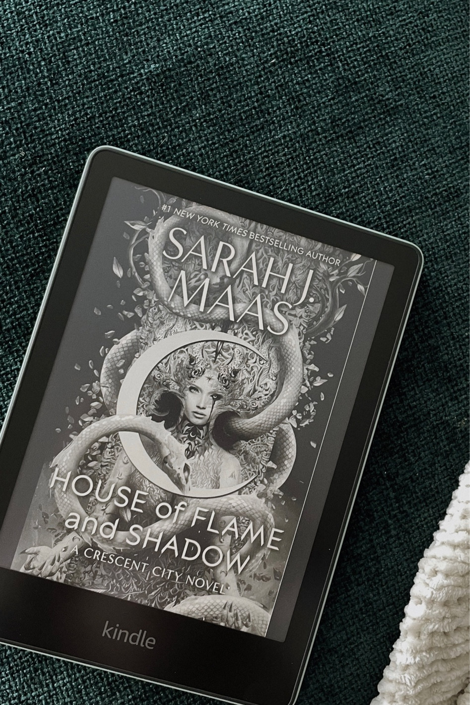 Loved it so much if you don’t read this series you’re CRAZY. 

Book club | reading recommendations 

#LTKfindsunder50 #LTKSpringSale #LTKfindsunder100