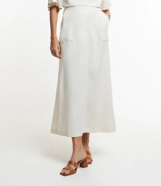 Saia Reta Midi em Viscolinho com Bolsos Grandes Crú - Lojas Renner | Renner (BR)