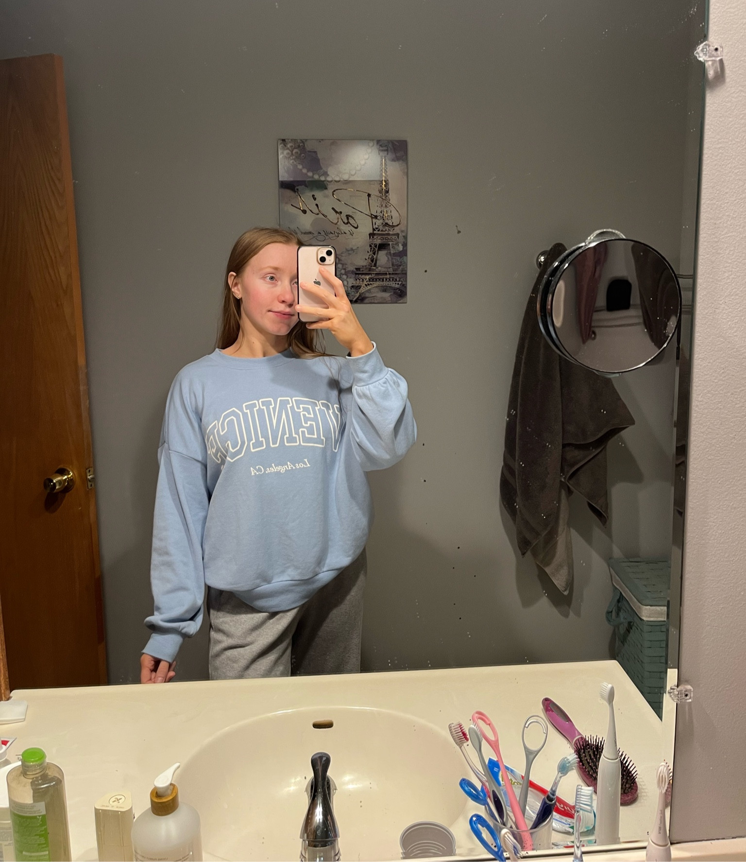 Looks like they don’t carry this color/version currently but they have other colors! I’m wearing a size small. Fits oversized. SO COMFY. My #1 H&M find