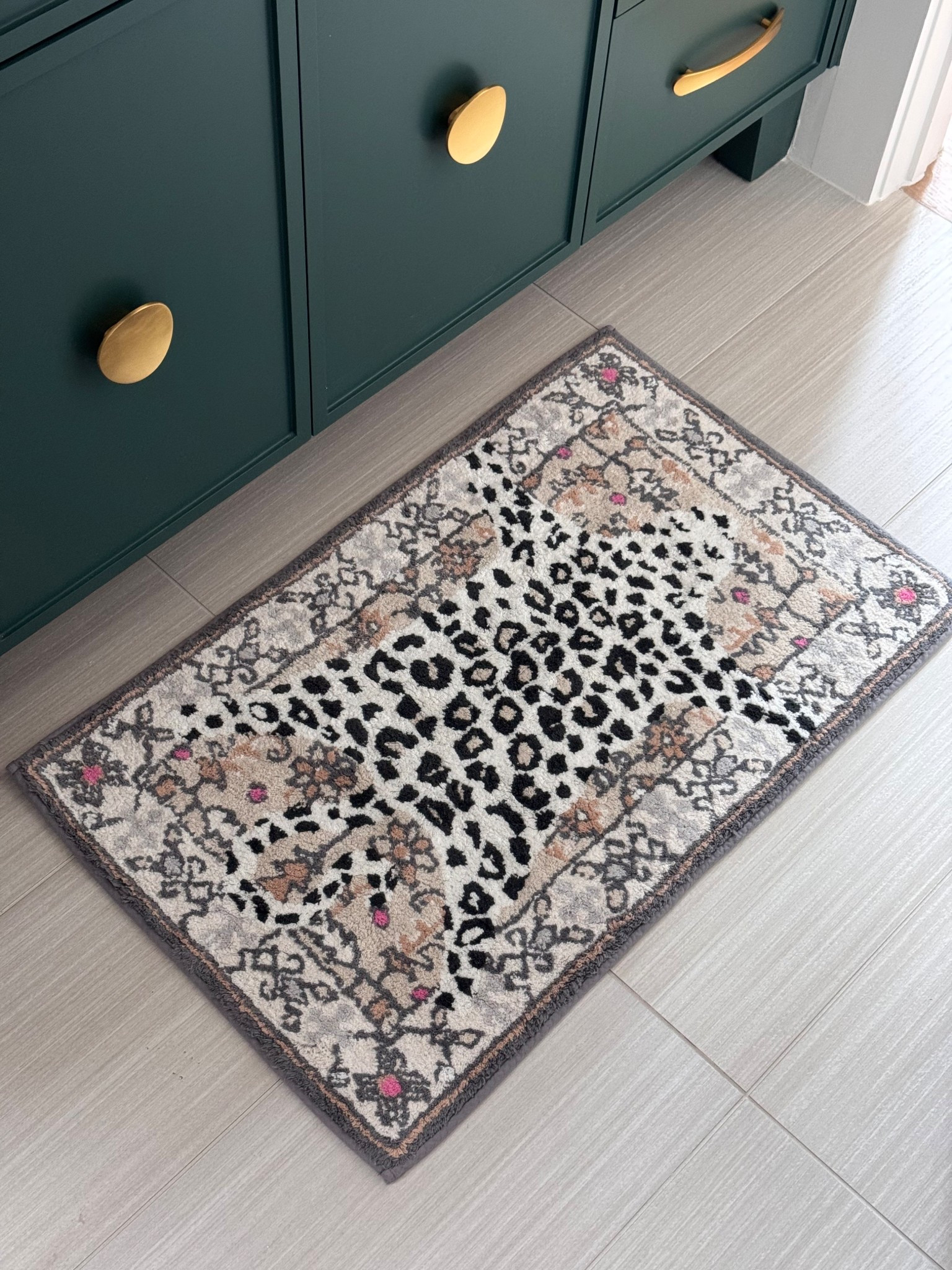 BROADMOOR20 for 20% off everything at Anthro! This bath rug is gorgeous!

#LTKHome #LTKmorningroutine #LTKSaleAlert