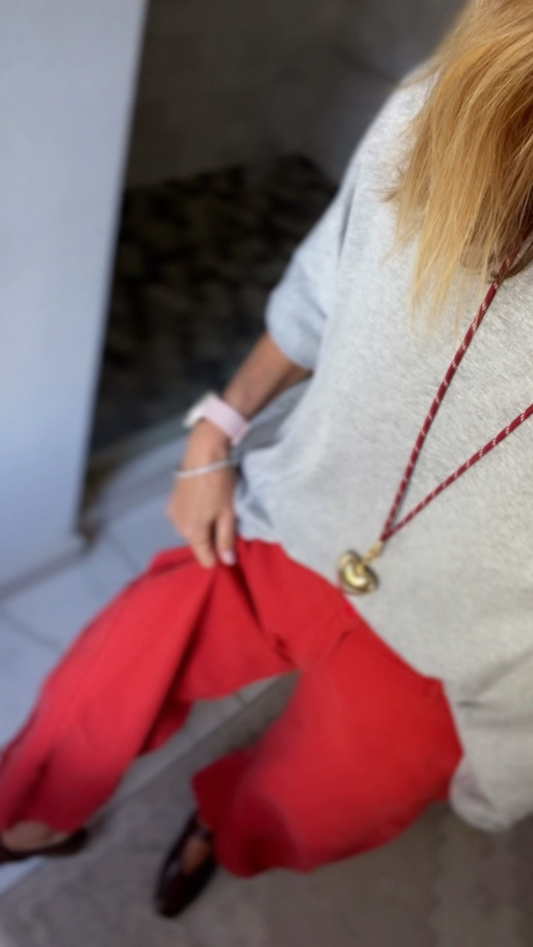 Medium tee size 4 crimson jeans

#LTKOver40 #LTKootd