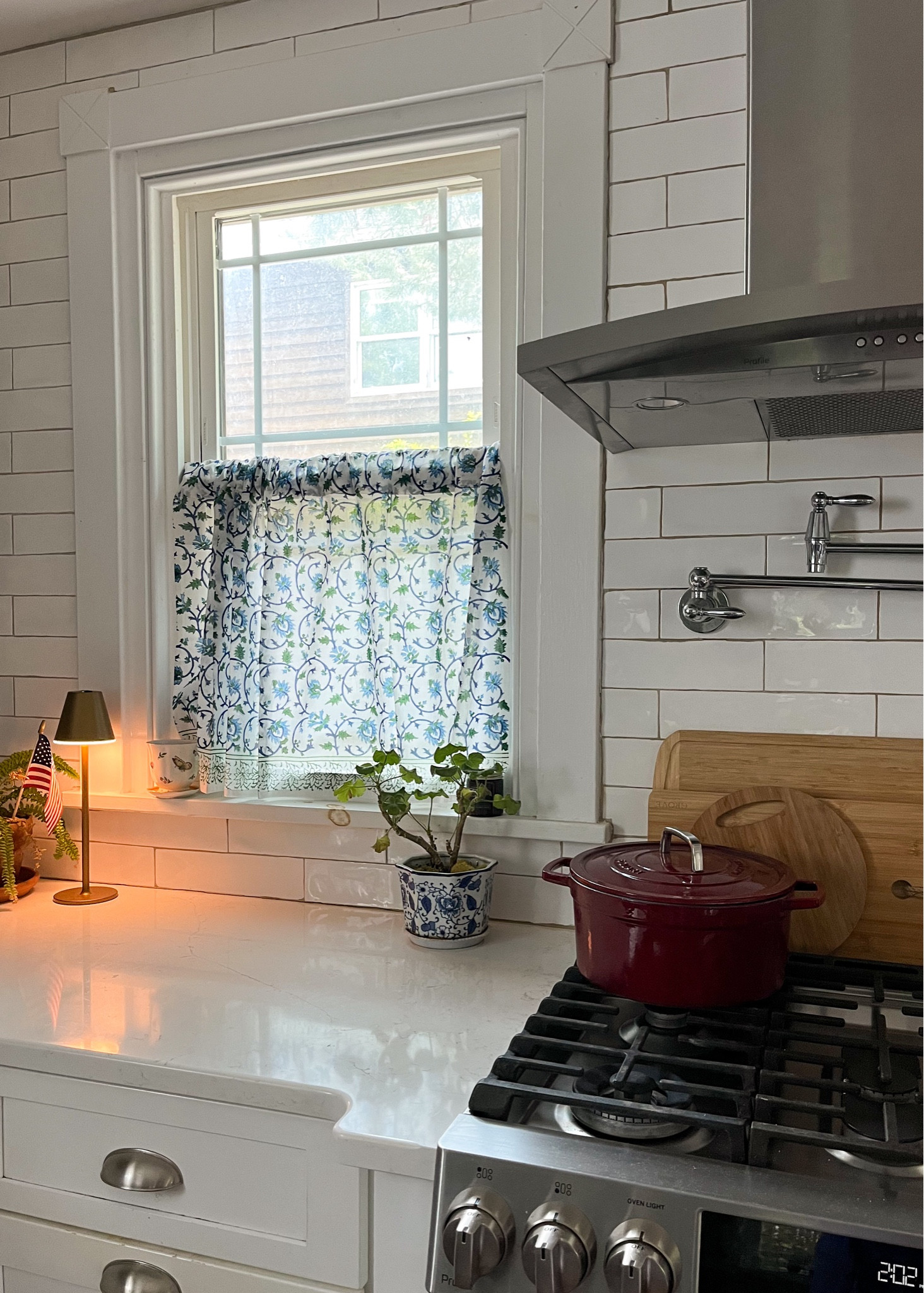 I just got these little block print cafe curtains & I love how they warm up my white kitchen! They make such a difference! 

#LTKHome #LTKFindsUnder50