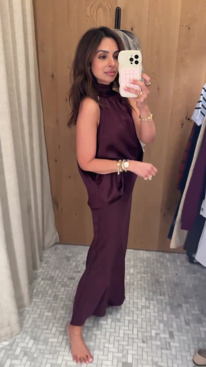 This monochromatic @Aritzia set is so chic and perfect for fall this year.

#LTKootd #LTKSeasonal