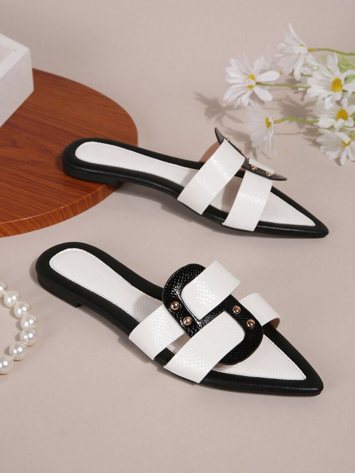 Women's 2024 New Flat Sandals With Black And White Colorblock, Pointed Toe, Fashionable Outdoor S... | SHEIN