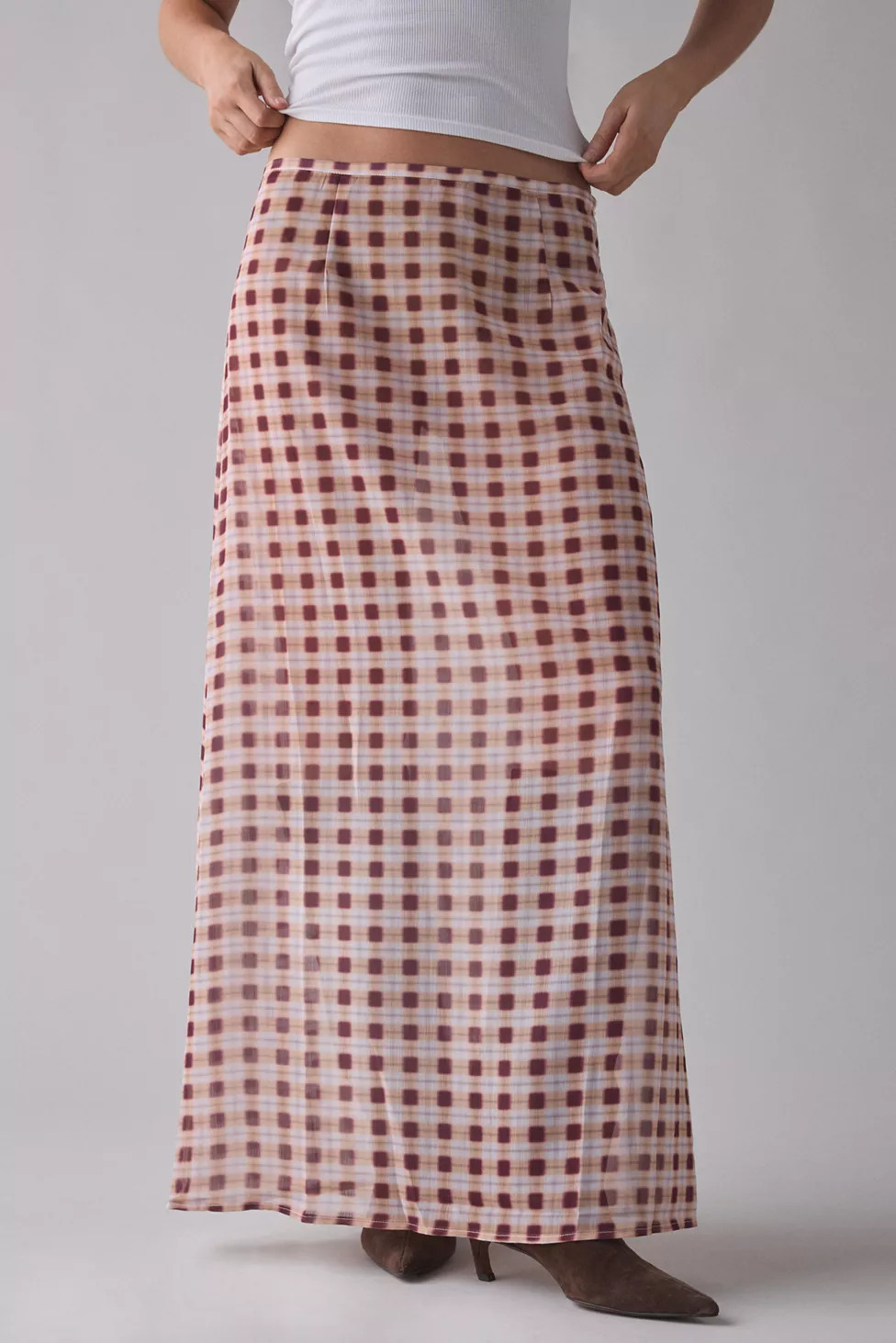 Motel Surina Blurred Check Sheer Chiffon Maxi Skirt | Urban Outfitters (US and RoW)