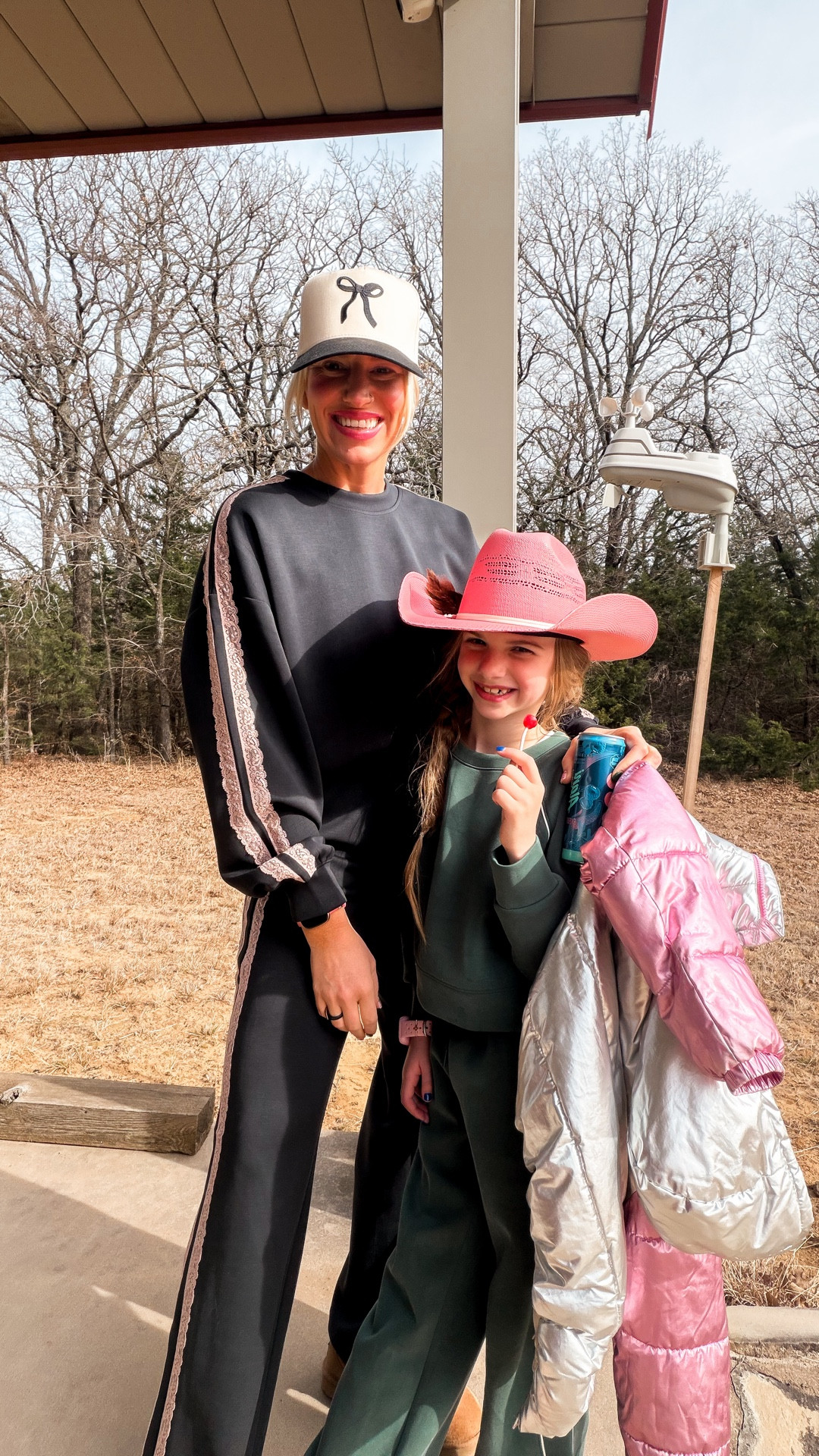 Soft streme airy sleek sets look for less from @target for mom and mini
Comes in other colors 
Fits tts (if in between or carry weight in stomach size up in bottoms)


#LTKTravel #LTKFindsUnder50 #LTKKids