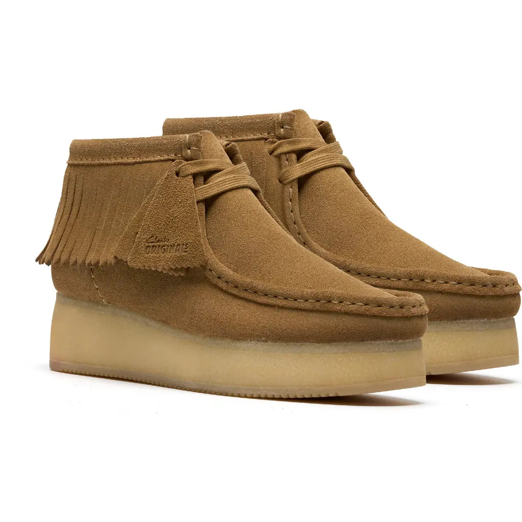 Clarks(r) Fringe Wallabee Chukka in Light Tan Suede at Nordstrom, Size 7.5 | Nordstrom