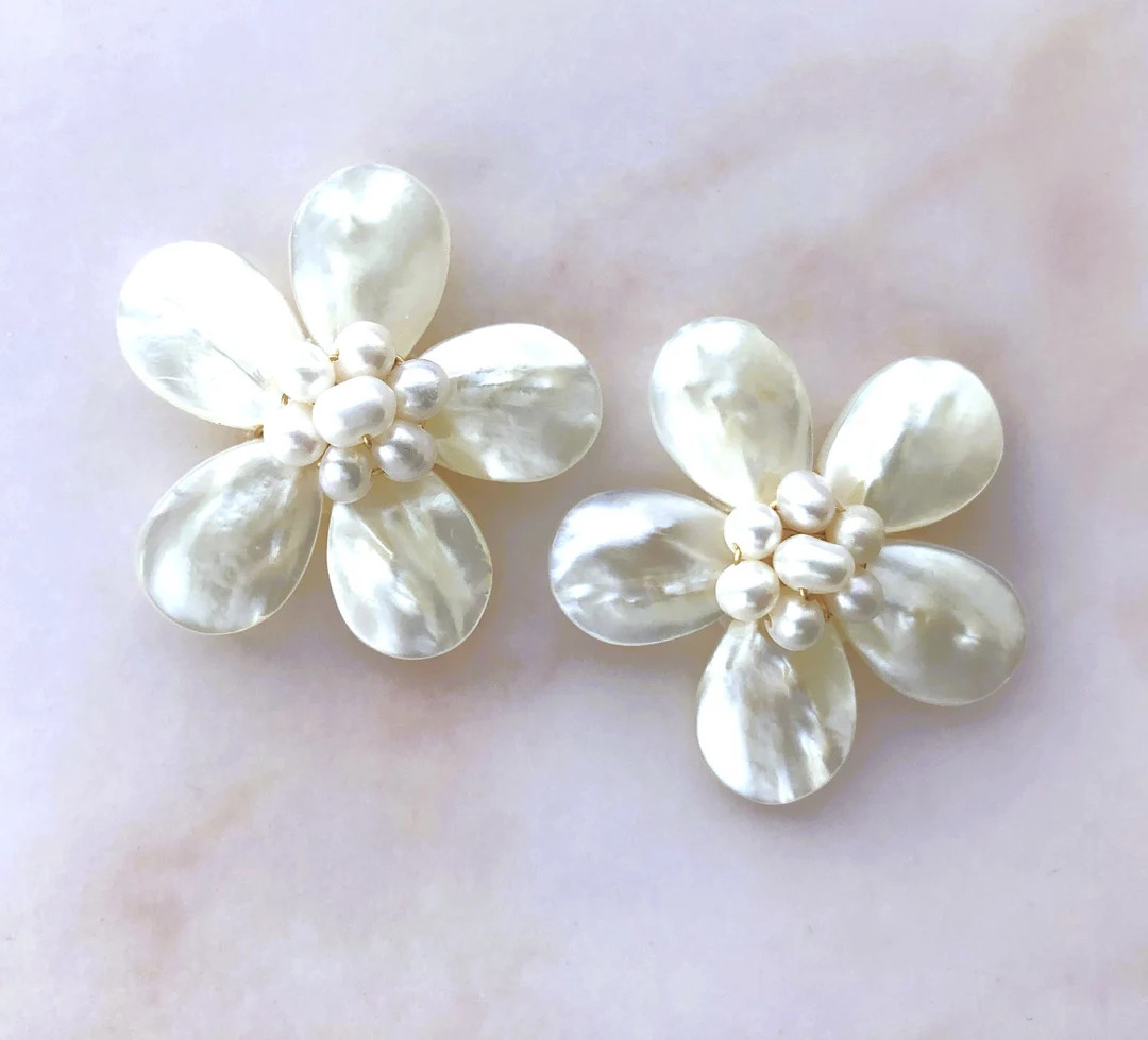 Mother of Pearl White Flower Earrings, Large MOP White Flower Earrings, Bridesmaid Flower Earring... | Etsy (US)