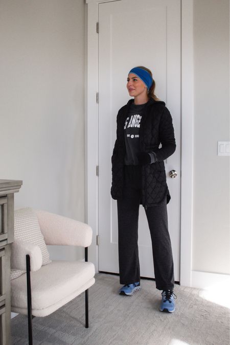 Cold weather walking outfit 

#LTKSeasonal