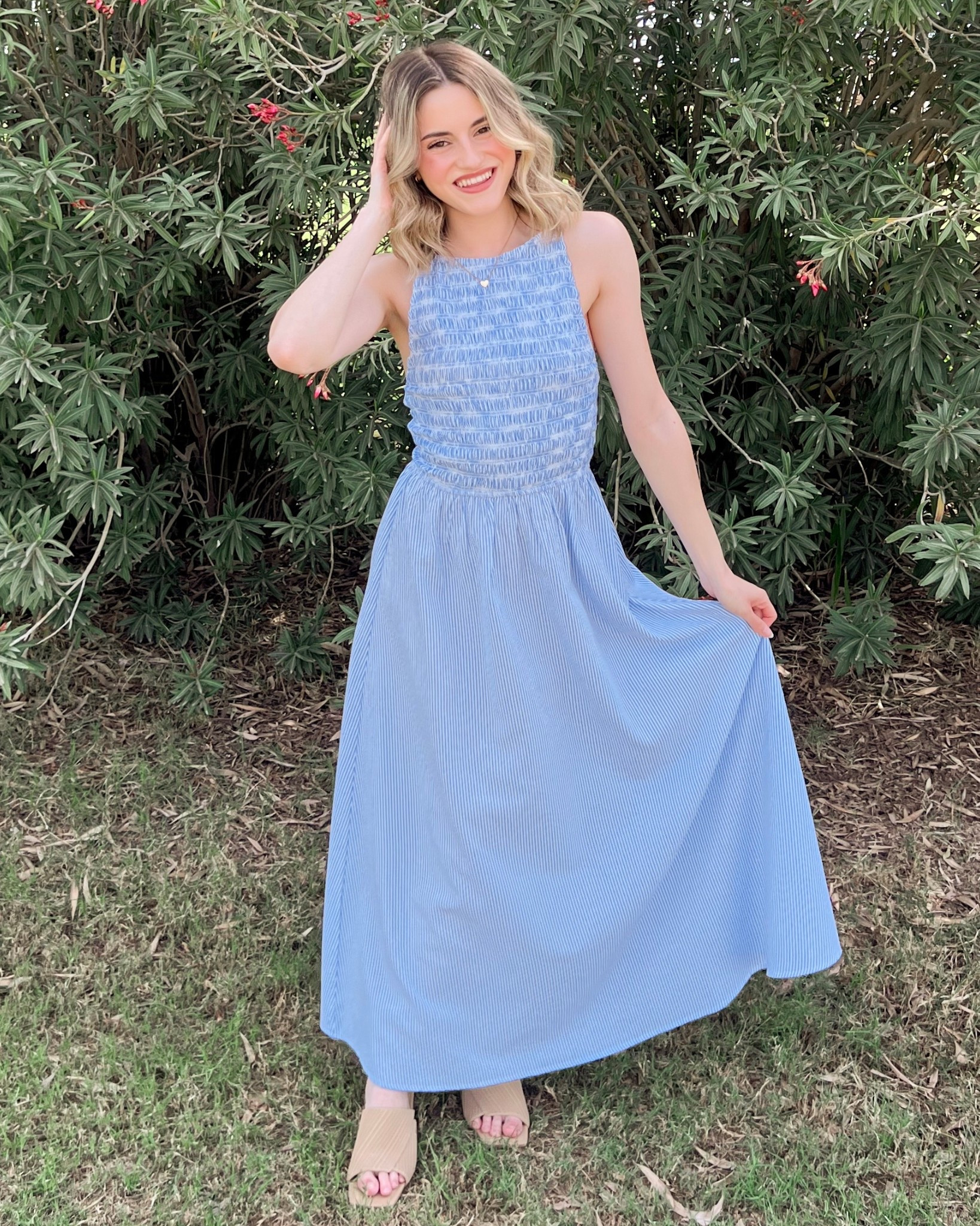 spring outfit 🩵
dress: size small (use code “gamez15”!)
mules: size 6.5

#LTKootd #LTKSeasonal #LTKTravel