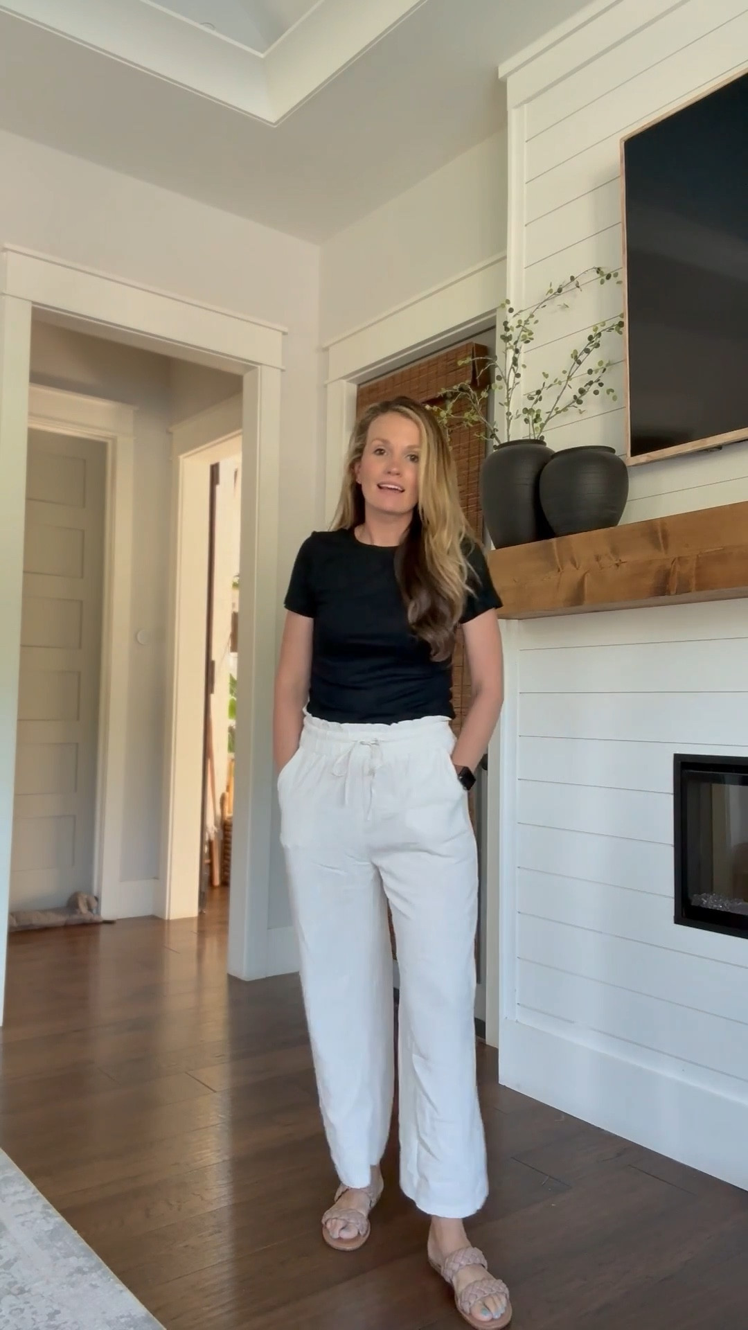 Another great pants and tee combo! Love these linen pants from Amazon! They are such a nice fabric and super comfortable! This is also my favorite ribbed tee - got it in three colors! It’s a great basic tee/closet staple!

#LTKStyleTip #LTKFindsUnder50 #LTKWorkwear