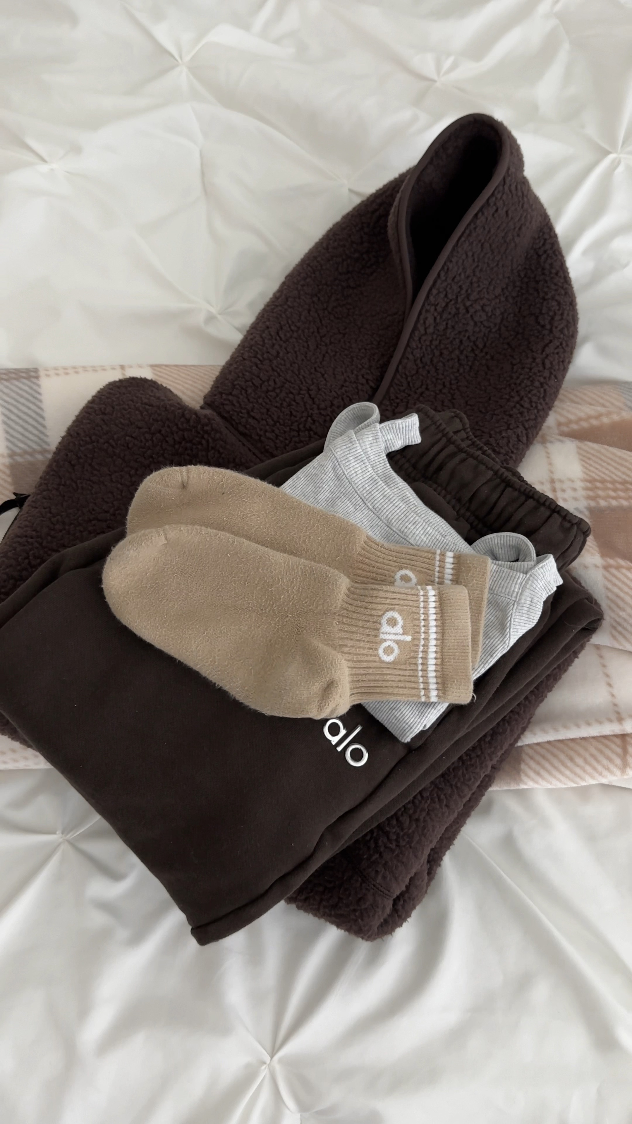 Items featured in this video! 🫶🏼

#LTKbeauty #LTKitbag #LTKstyletip