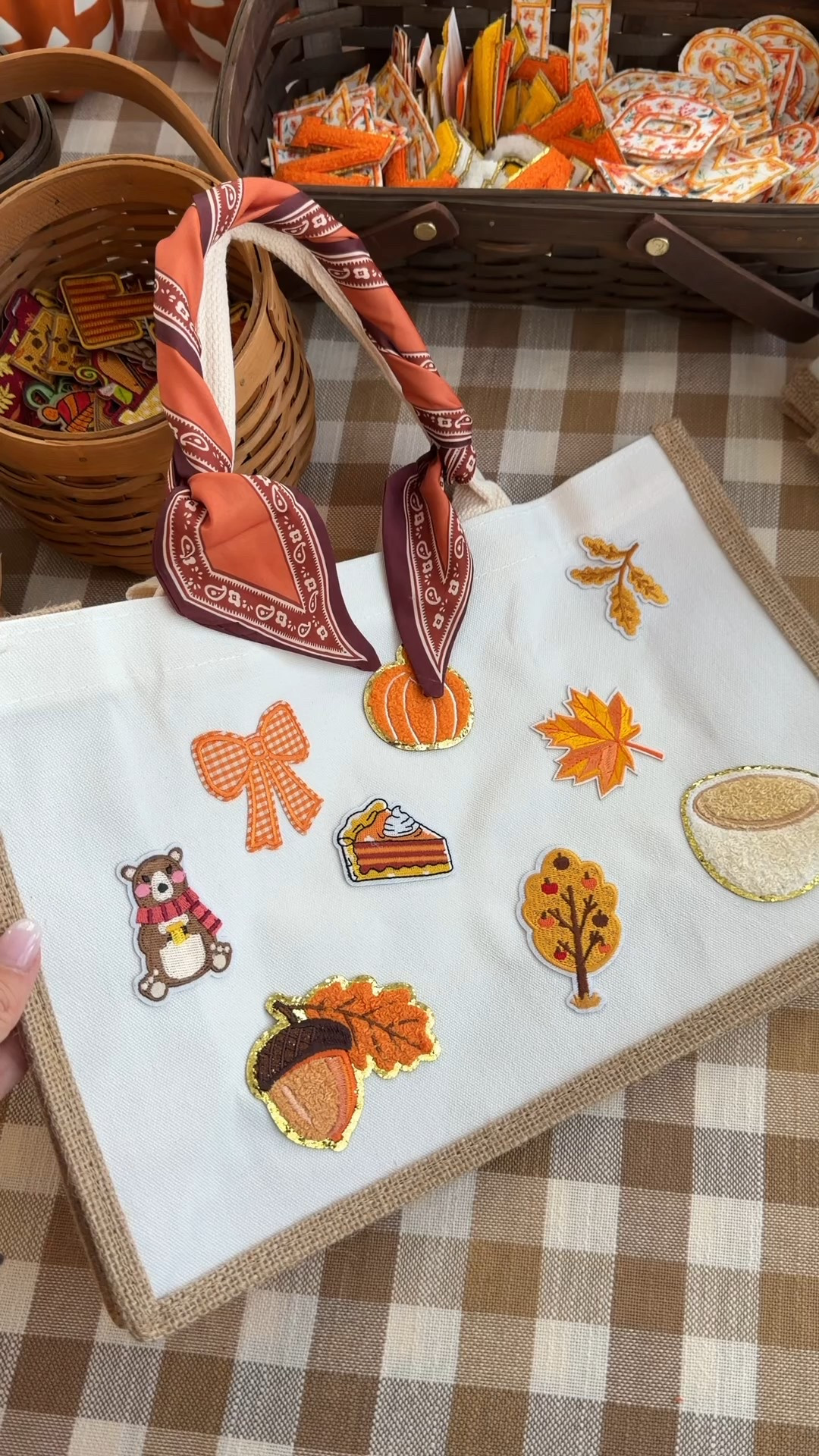 I’m just saying it’s not too late to have a crafty fall girls night! 

#LTKKids #LTKFamily #LTKHoliday