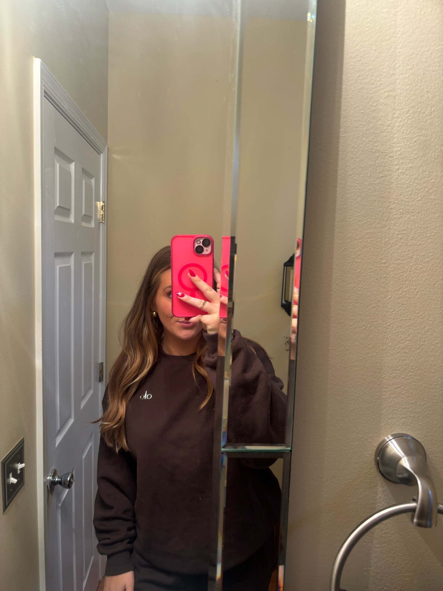 Cozy sweat set is 30% off 🧸

#LTKSeasonal #LTKGiftGuide #LTKSaleAlert