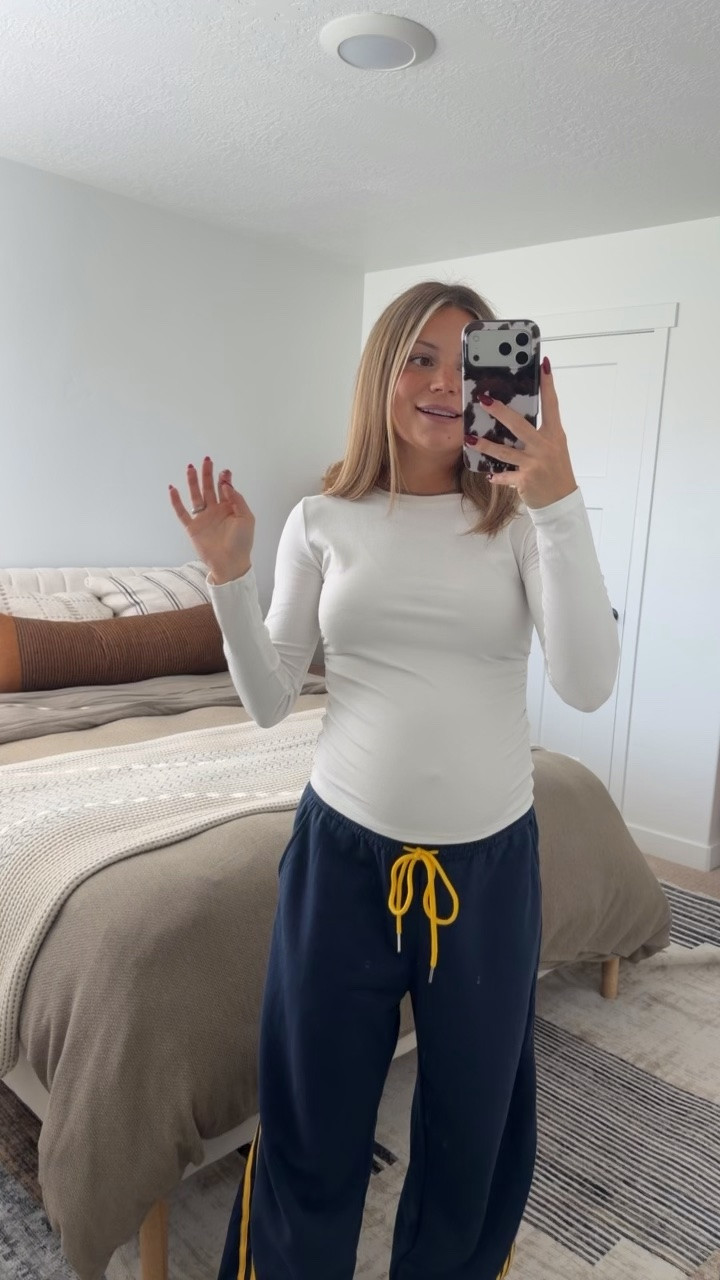 on the go mom fit! 🔗 #falloutfit #amazonfashion