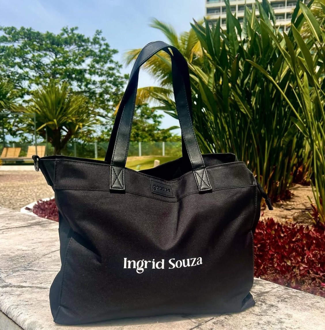 A nossa Tote daily não é gasto, é investimento! Bolsa prática espaçosa e linda ✨

#LTKbrasil #LTKpromo #LTKbolsa