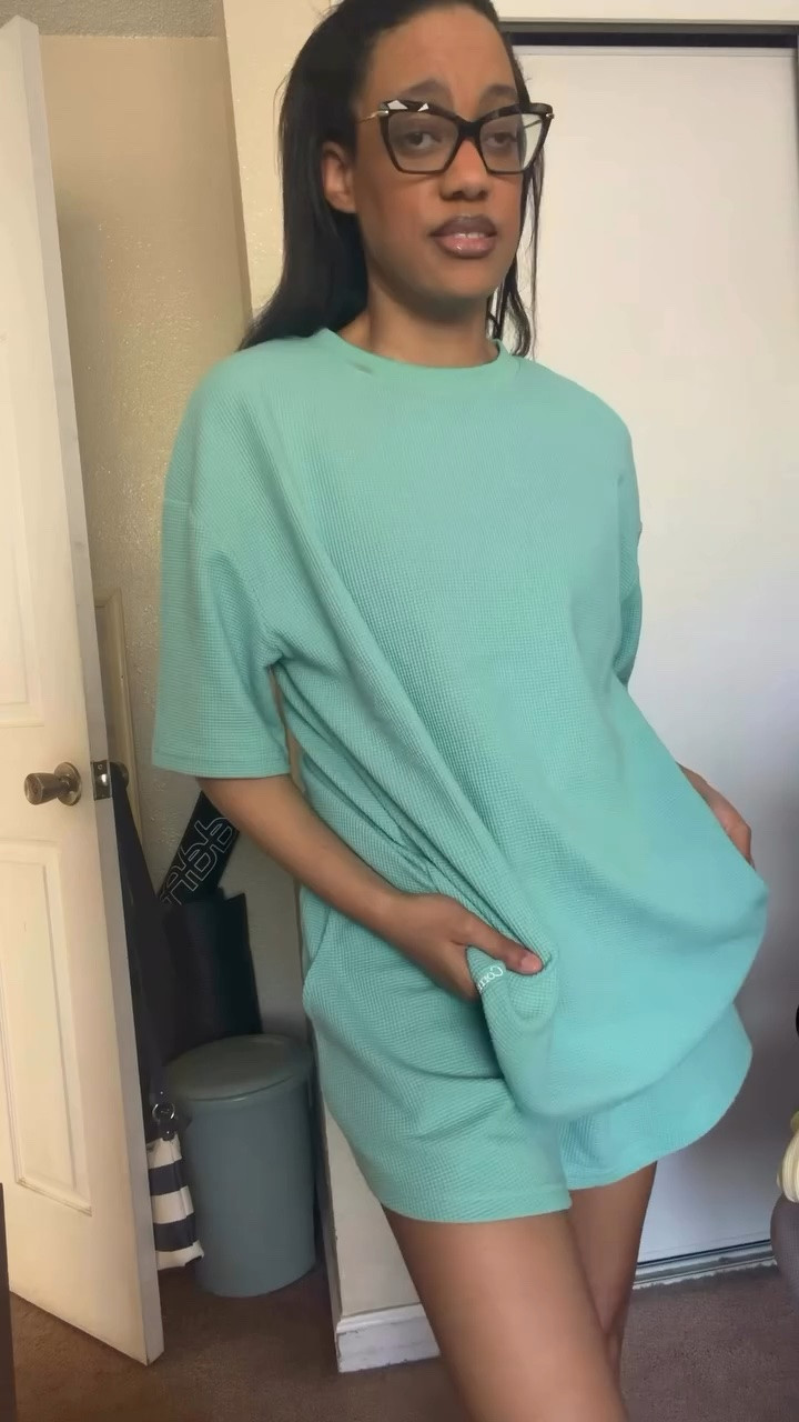 My favorite color from the waffle lounge collection has to be wasabi nice color for spring.

5’6
Size small waffle lounge tee
Size small waffle lounge shorts 

My link is in bio + discount code STARLYN to save at checkout.
@comfrt 

#comfrt #loungewear #fyp #explorepage✨ #waffletee