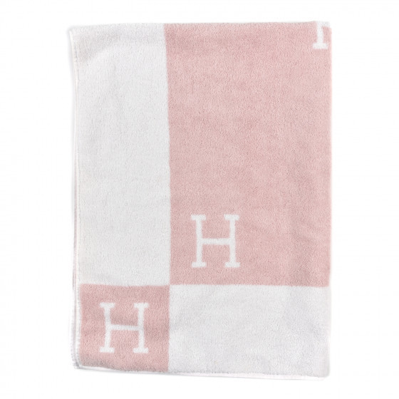 HERMES

Cotton Avalon Bath Towel Rose Lilas | Fashionphile