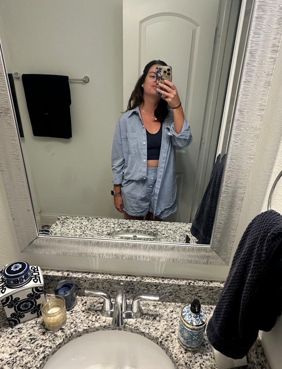 Perfect Sunday outfit for lounging and brunch at home 

#LTKMidsize