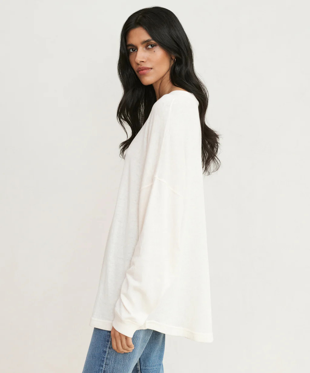 Boyfriend Long-Sleeve Tee | Jenni Kayne