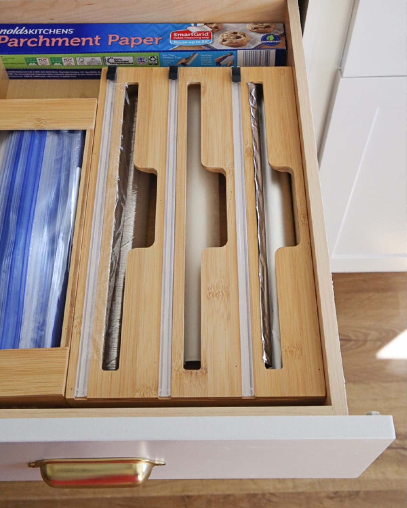 Organizing Saran Wrap and aluminum foil in my kitchen drawers!

Bamboo wrap organizer amazon 

Bamboo storage bag organizer amazon 

#LTKhome #LTKsalealert #LTKfindsunder50