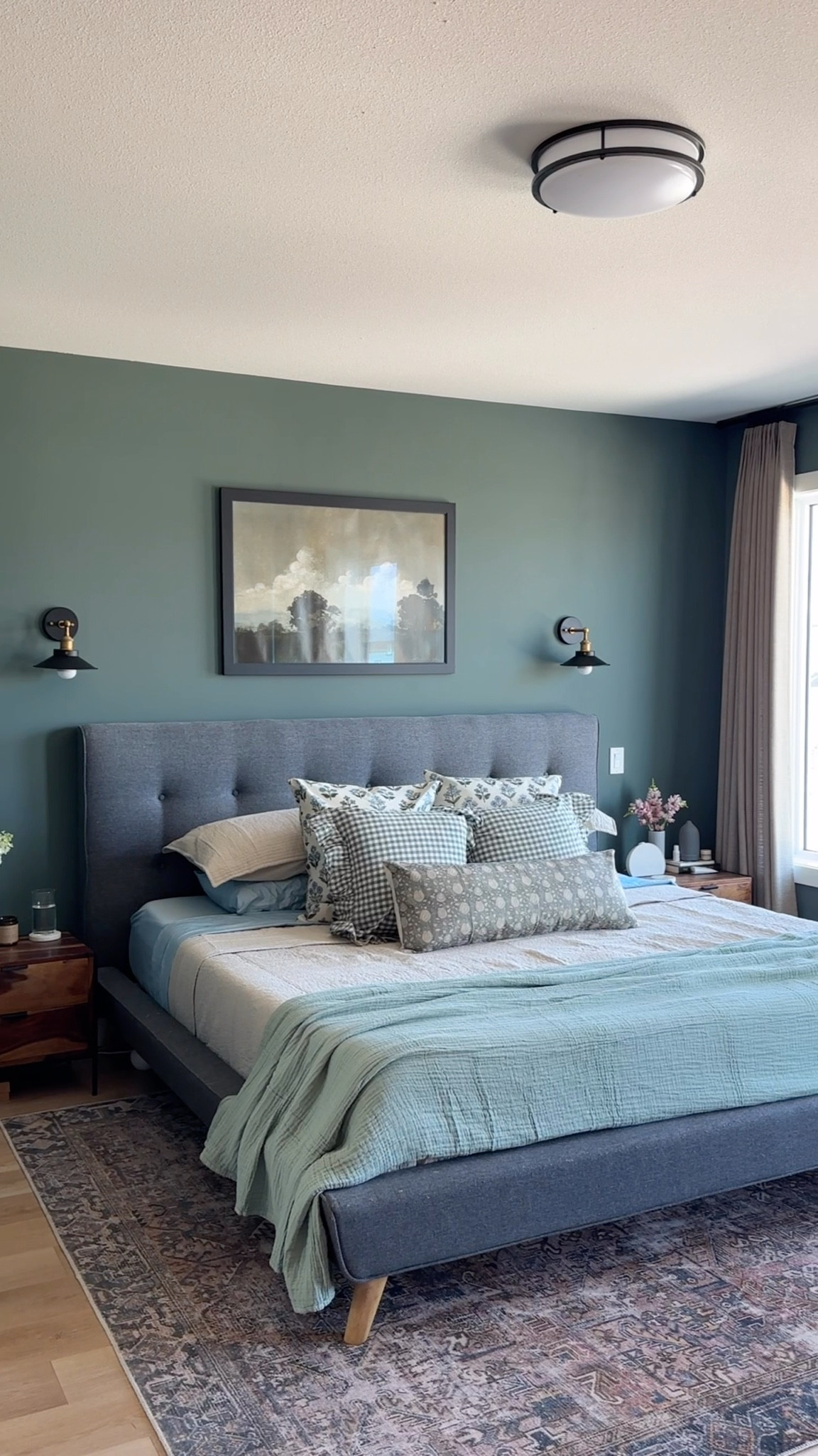 A soft, layered bedding refresh for the end of summer 🌿

I added a few subtle colours and patterns to bring a little life to our neutral bedroom - lightweight layers, breathable textures, and pieces that work beautifully from late summer into early fall. The best part? Everything is from Amazon Canada and still looks high-end.

Linked my full bedding setup below—including the sheet set, quilt, patterned pillow covers, and the neutral bed blanket I’m obsessed with. 💌

Amazon Canada bedding, summer to fall bedding refresh, affordable bedding finds, layered bed styling, breathable bedding, neutral bedroom decor, Canadian Amazon home finds



#LTKcasa #LTKsummer #LTKcanada