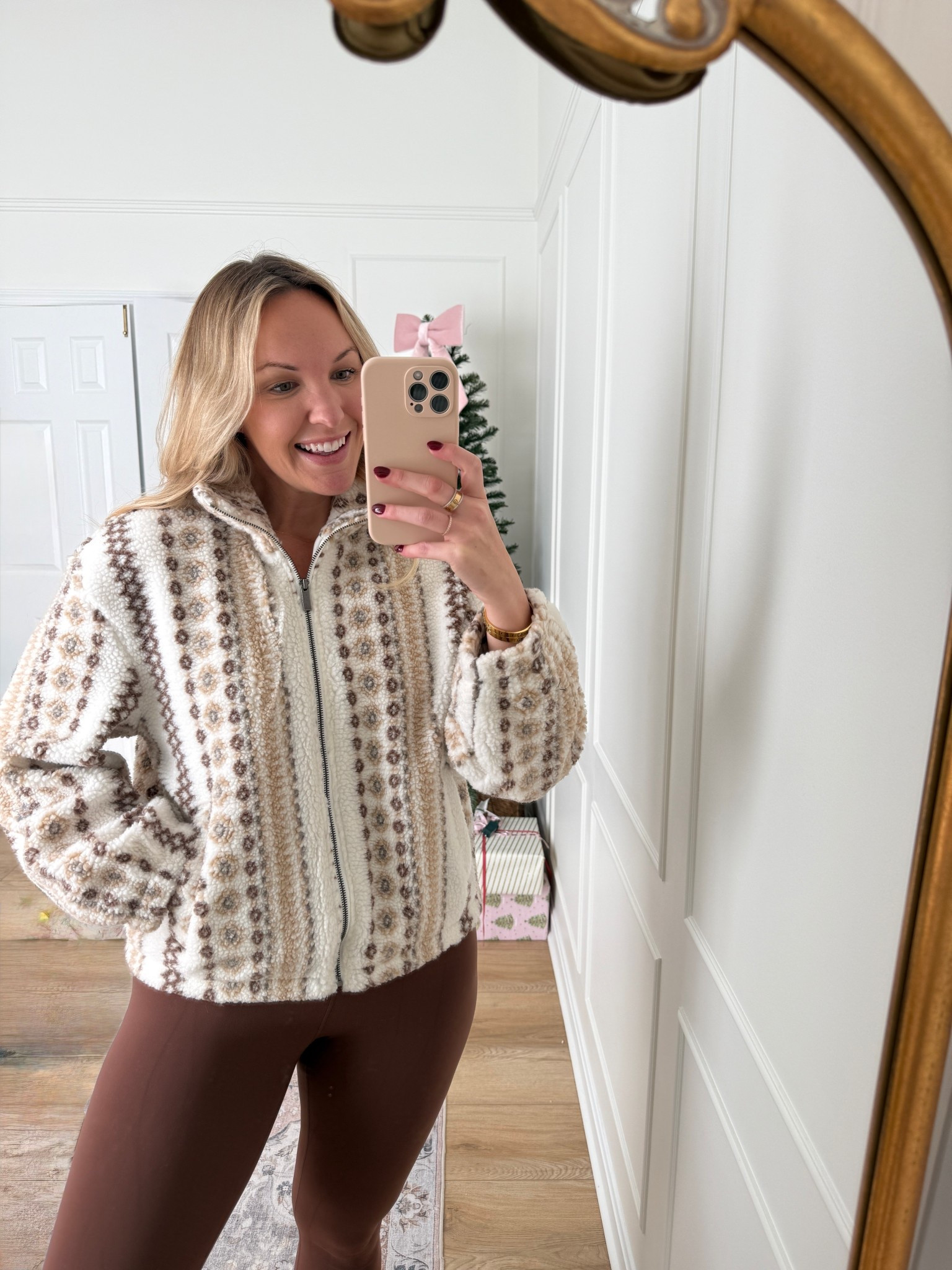 Wearing a med in this Zip up jacket! Winter jacket - outerwear 

#LTKSeasonal #LTKFindsUnder50 #LTKMidsize