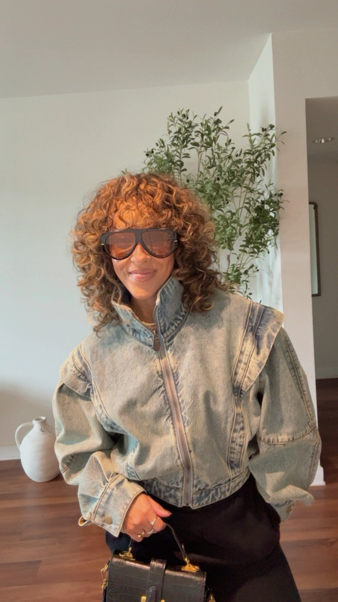 Love me an athleisure moment. Who said you can’t dress us sweats? and I’m loving this statement denim jacket! 

#LTKStyleTip