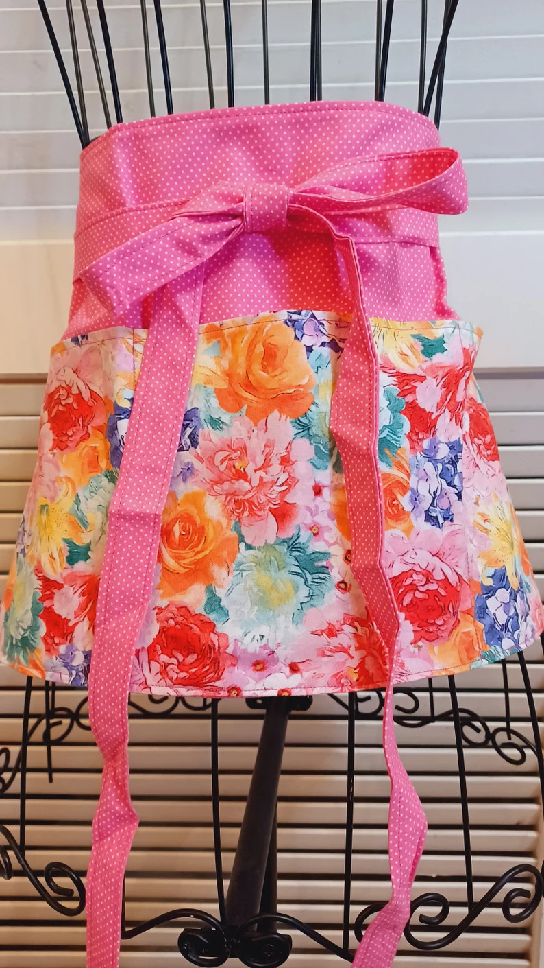 Flower Bouquet 3 Pocket Apron, Server Apron, Waist Apron, Half Apron, Vendor Apron, Teacher Apron... | Etsy (Global)