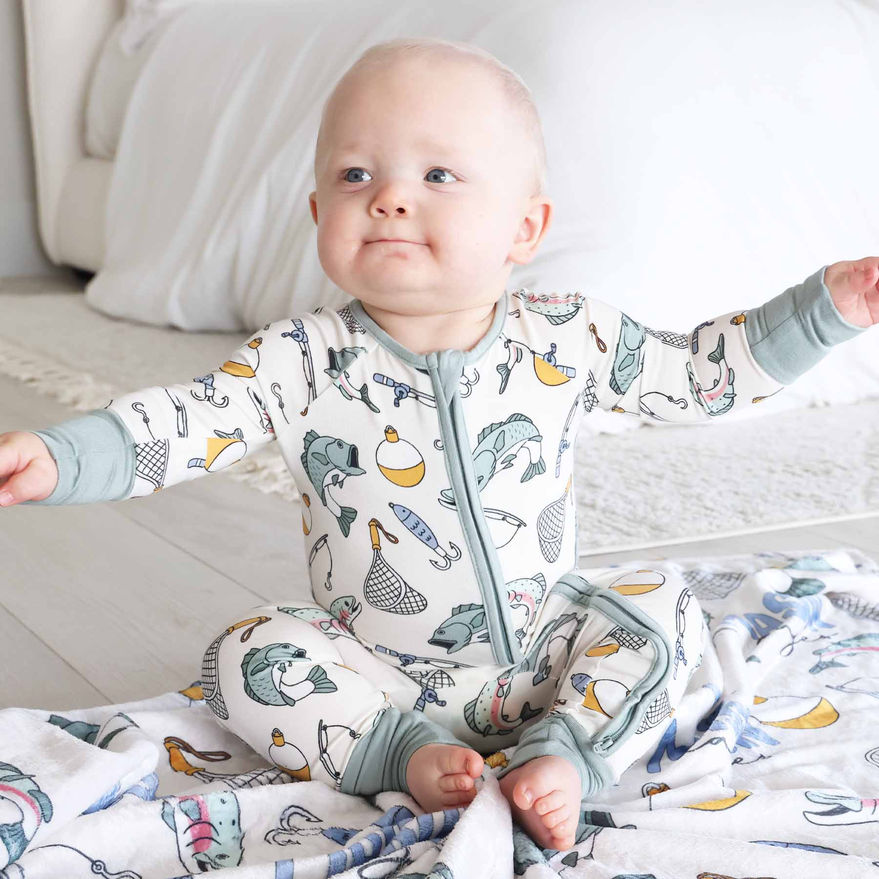 Catch of the Day Convertible Zip Romper | Caden Lane