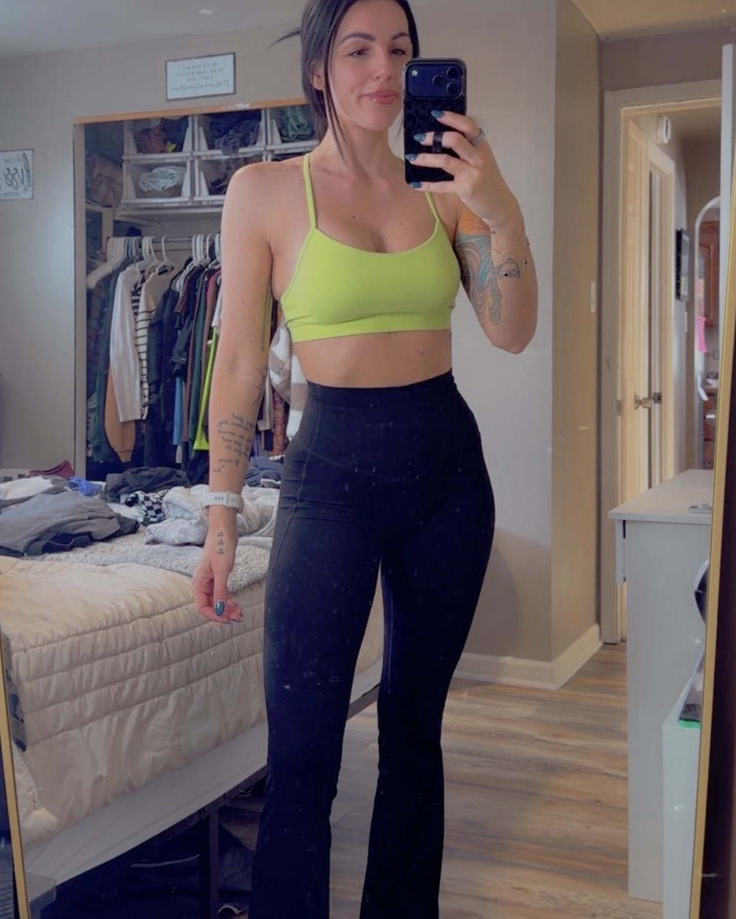 Channeling summer with this neon sports bra from Amazon 🤩

#LTKActive #LTKootd #LTKfitnessgoals