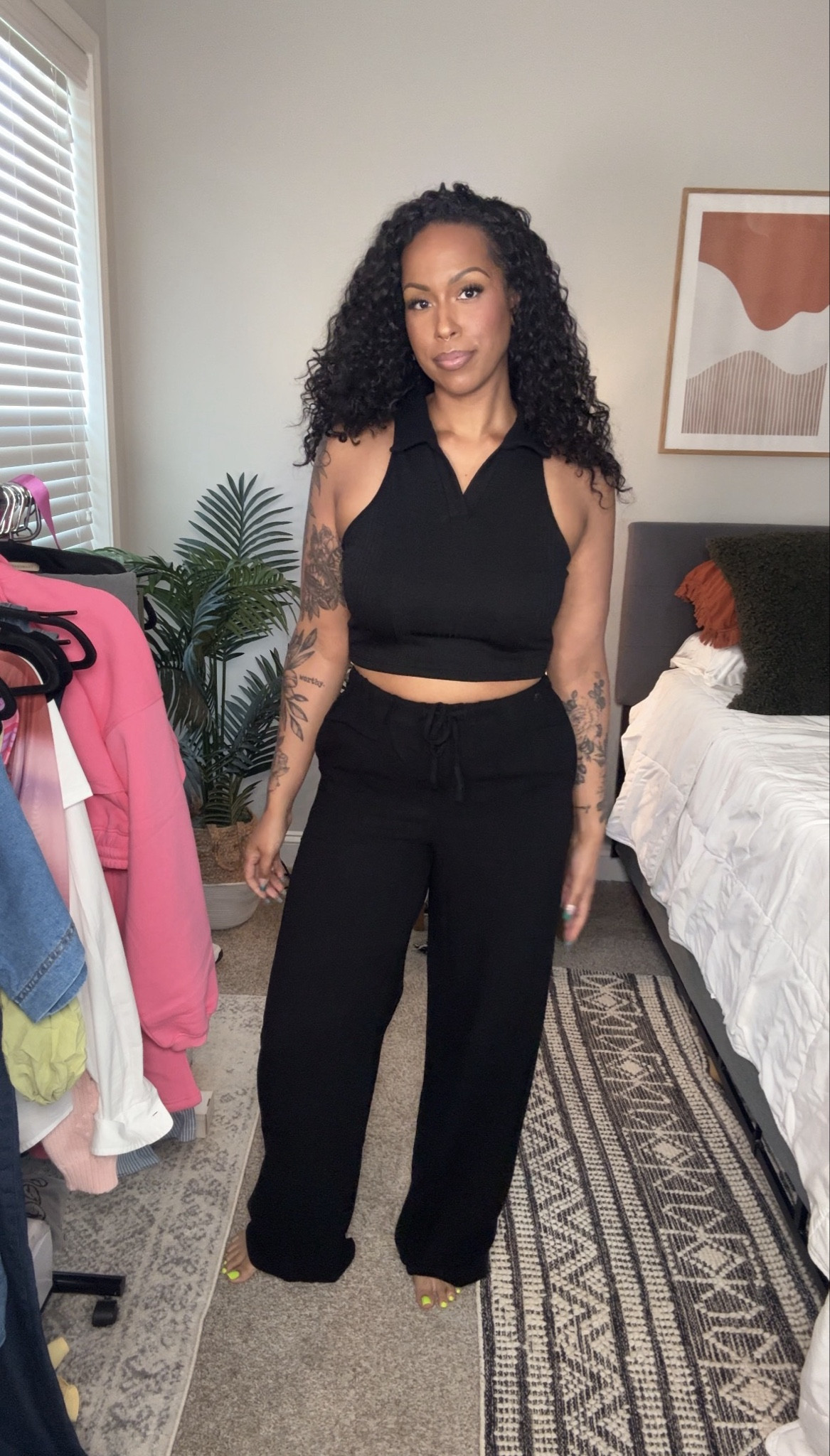 Large in the top
8 in the pants they run big

#LTKMidsize #LTKTall #LTKootd