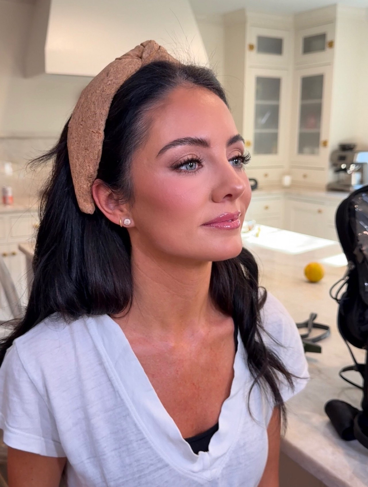 Gala glow up🔥
Lips:
Pat McGrath liner: Divine Rose
Siia: pink soufflé 
Lawless gloss: Strawberry Popsicle 

Eyes: 
Anastasia brow: Ebony 
Mac Brow gel 
Mac paint pot: painterlyy
Hourglass: Her, Act, Vow
Wonder skin liner: Brown Sugar

Cheeks:
Rare contour: Serene
Prada blush: Dahlia
Rare highlight: Mesmerize

#LTKmomlife #LTKselfcare #LTKBeauty