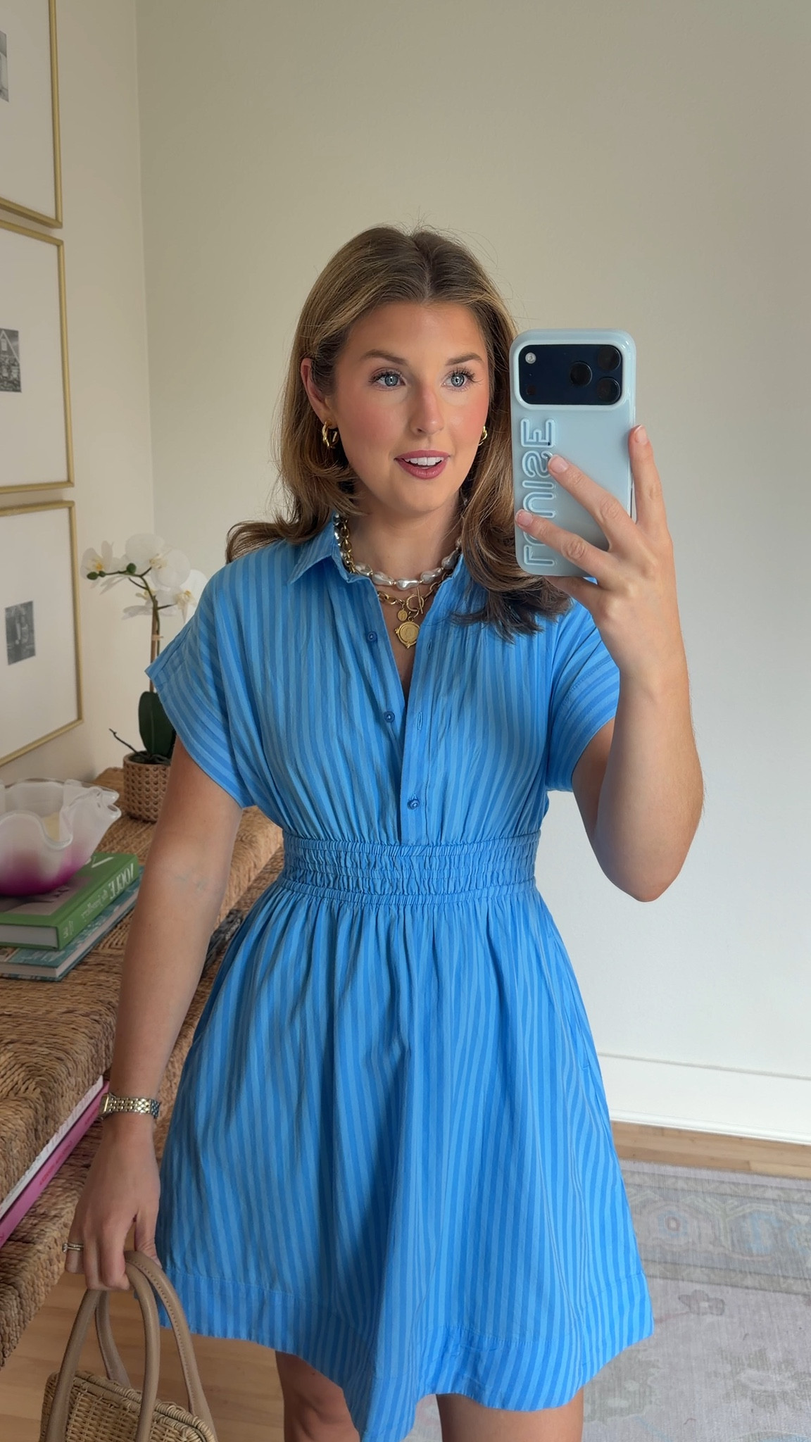 Bleu shirtdress for summer! Wearing an XS